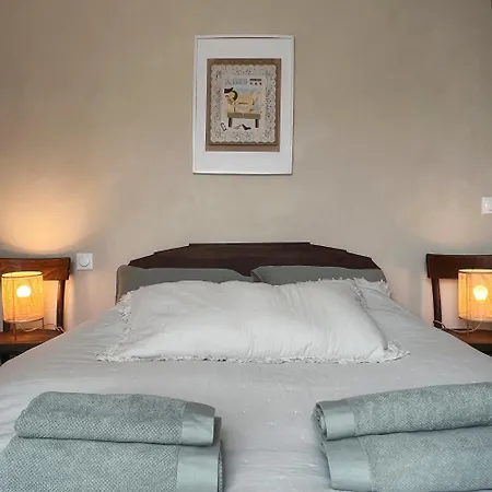 - La Clochette Appartement *